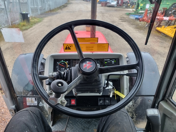 Chris Atkin & Son Ltd - Massey Ferguson 3085
